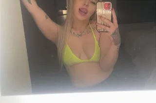 sweetest thing around 👅💦😍🌸 - 2... - Image 4