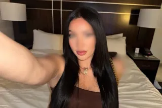 visiting & Available to OC 🏖🧡🍑 - Image 9