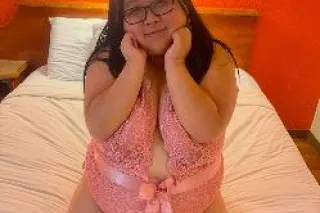 Asian BBW cutie incall available in Tustin today only - Image 9