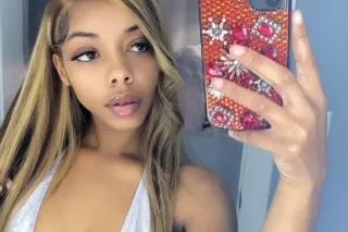 5'2 Slim petite Throat goat 👄 (OUTCALLS and CAR DATES ) (FACETIME SHOWS) - Image 2