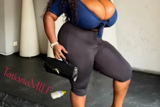 Come to Mommy now. Drink like the good boy you are — I own every part of you.” #SANTA ANA #MILF/MISTRESS 🍼 - Image 3